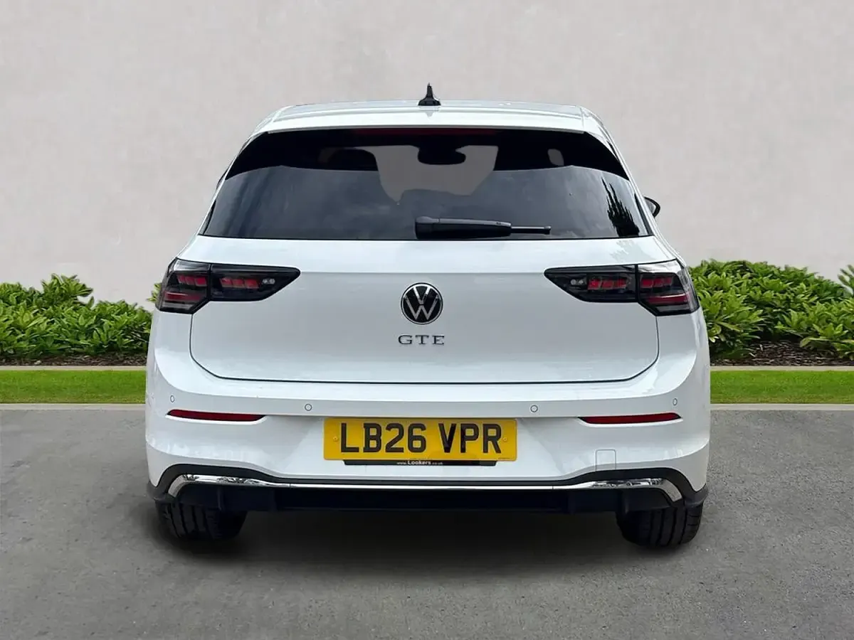 Used VW Golf VIII GTE 2026 White Hatchback