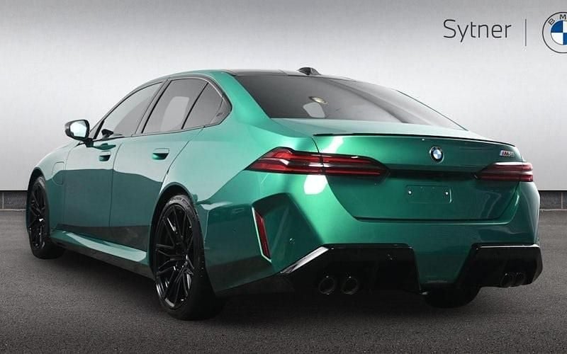New BMW M5 727 HP (534 kW) 2025 Sedan