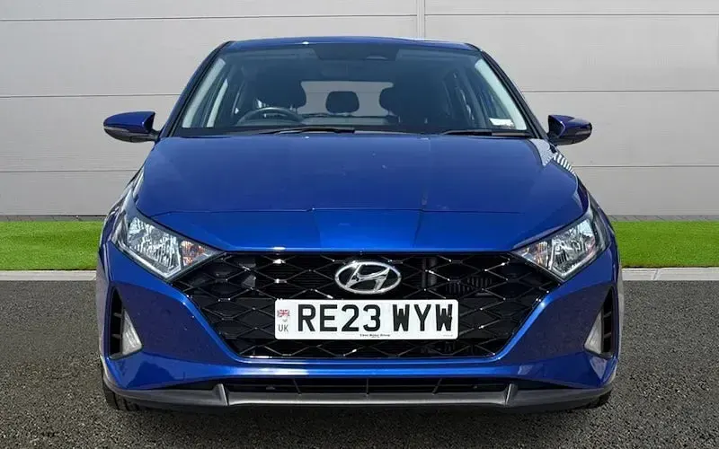 Used Hyundai i20 SE 101 HP (74 kW) 2023 Blue Hatchback