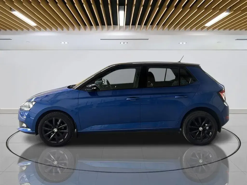 Used Skoda Fabia Colour Edition 95 HP (69 kW) 2019 Blue Hatchback