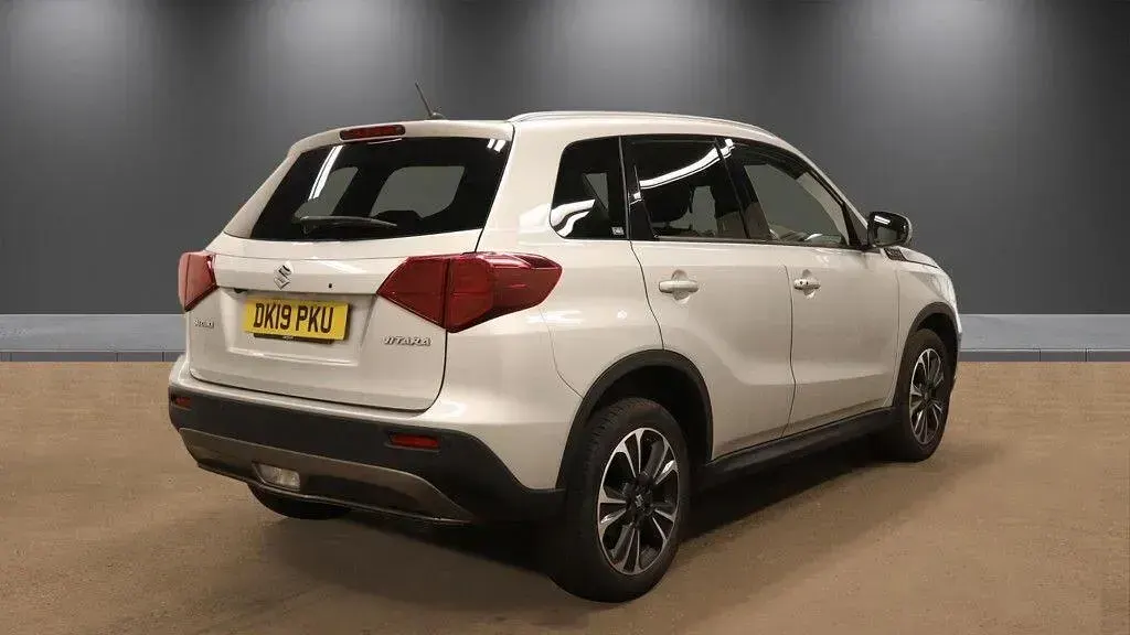 Used Suzuki Vitara SZ5 140 HP (102 kW) 2019 Silver SUV