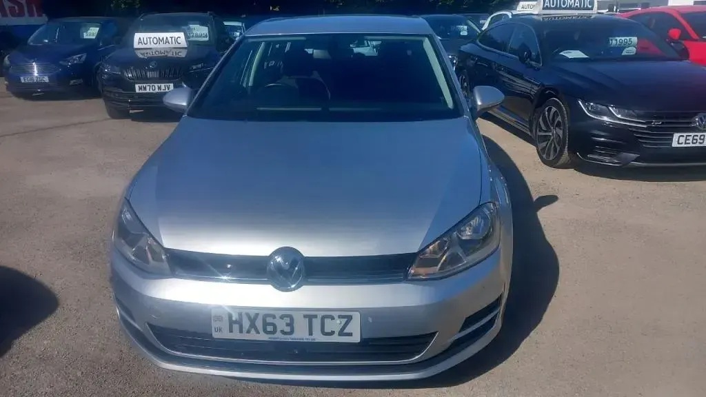 Używany VW Golf VII SE 122 KM (89 kW) 2013 Srebrny Hatchback