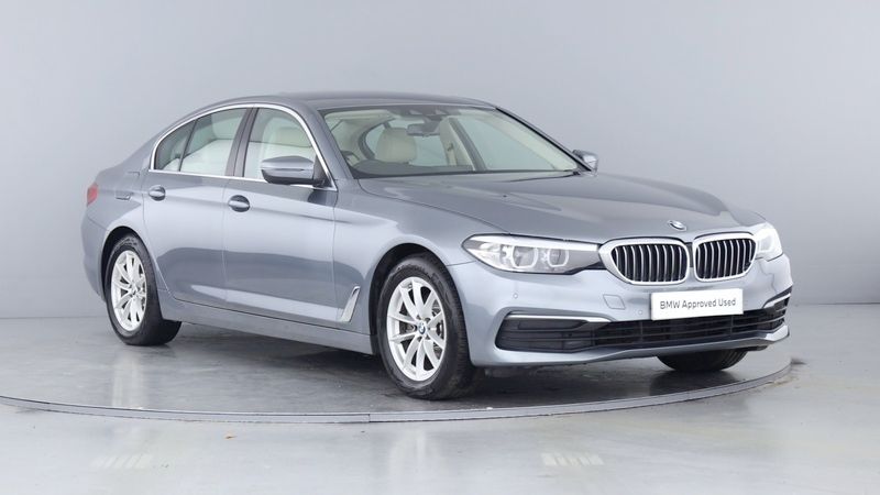 Used BMW 520 Sport Line 190 HP (139 kW) 2019 Blue Sedan