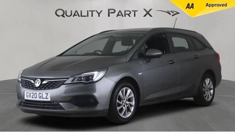 Used Vauxhall Astra Business Edition 130 HP (95 kW) 2020 Grey Estate
