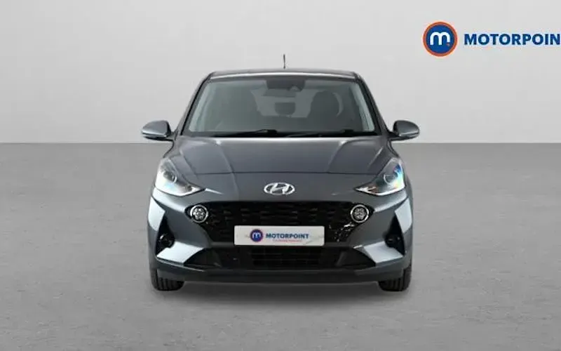 Used Hyundai i10 Premium 84 HP (61 kW) 2023 Hatchback