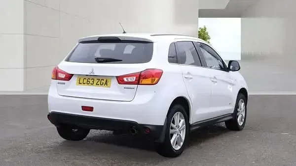 Used Mitsubishi ASX 147 HP (108 kW) 2014 White SUV