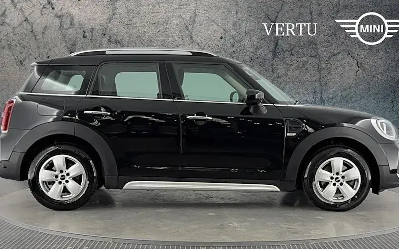 Used Mini Cooper Classic 136 HP (100 kW) 2022 Hatchback
