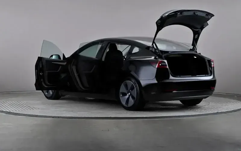 Used Tesla Model 3 Standard Range 180 kW (245 HP) 2022 Black Sedan