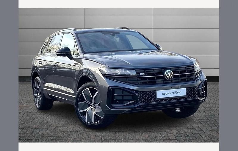 New VW Touareg Black Edition 286 HP (210 kW) 2025 Silicon grey SUV
