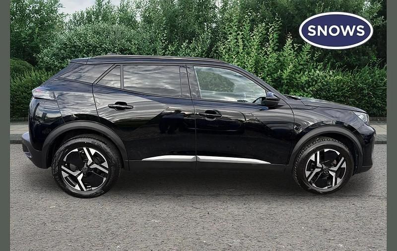 Used Peugeot 2008 GT 131 HP (96 kW) 2023 Nera black SUV