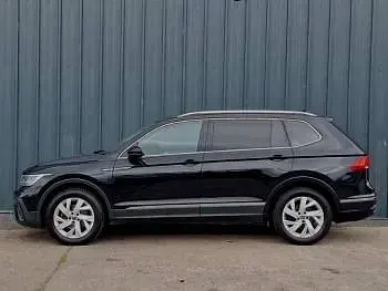Used VW Tiguan Allspace Life 150 HP (110 kW) 2021 Black SUV