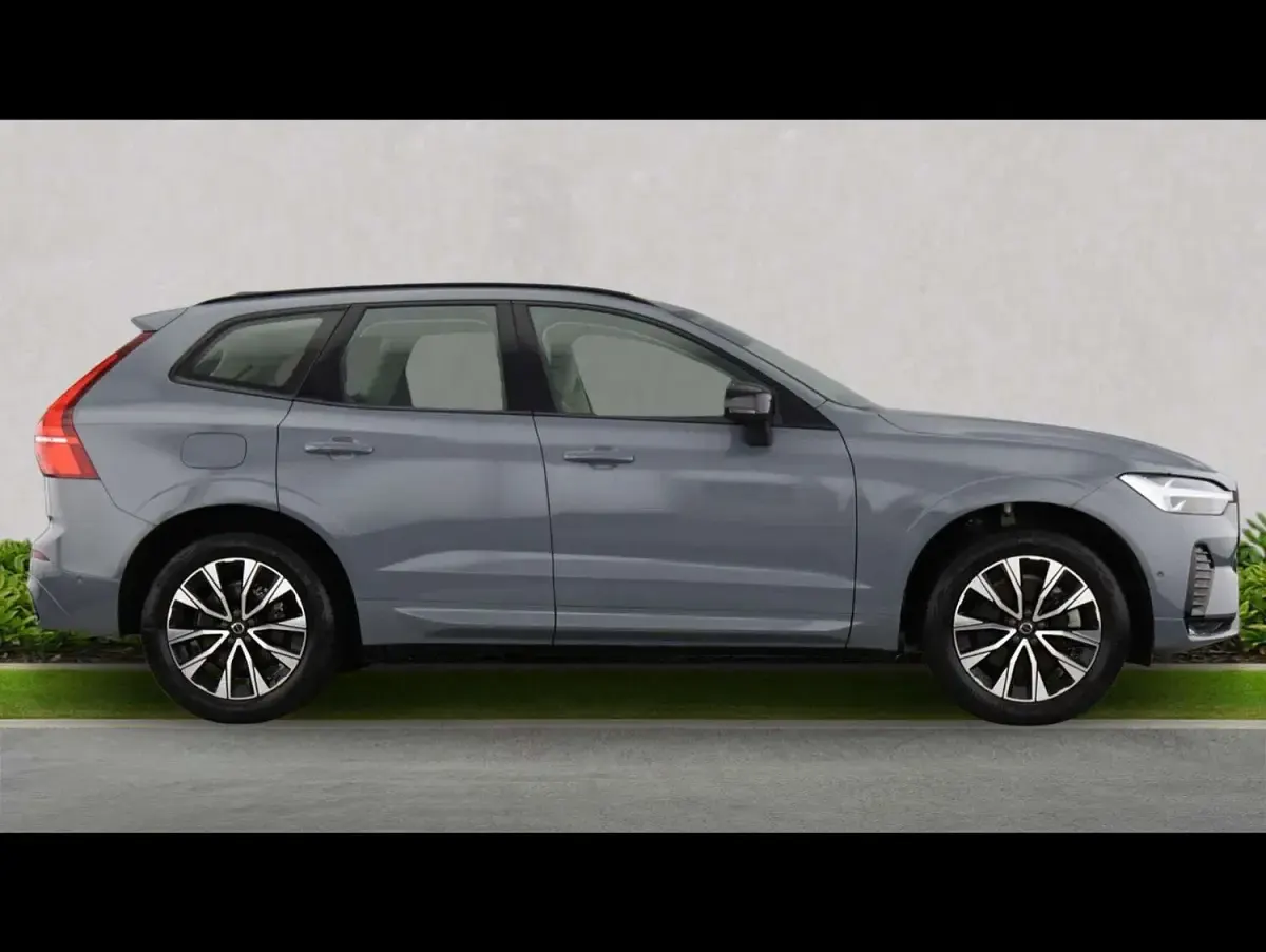 Used Volvo XC60 Plus 197 HP (144 kW) 2023 Grey SUV