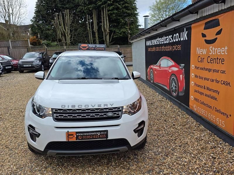 Used Land Rover Discovery Sport SE 150 HP (110 kW) 2018 White SUV