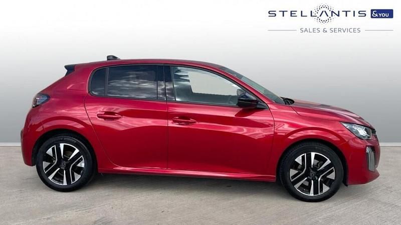 Used Peugeot 208 Allure 99 HP (72 kW) 2024 Red Hatchback