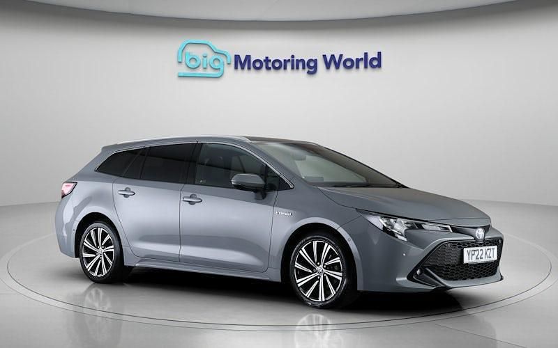 Used Toyota Corolla Design 122 HP (89 kW) 2022 Estate