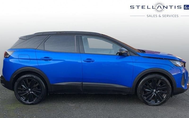Used Peugeot 3008 Premium 131 HP (96 kW) 2021 Blue Estate