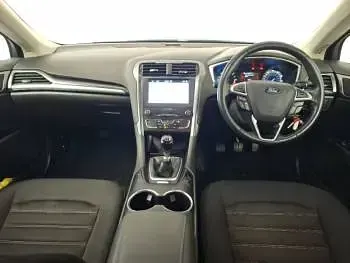 Used Ford Mondeo Zetec 150 HP (110 kW) 2020 Silver Hatchback