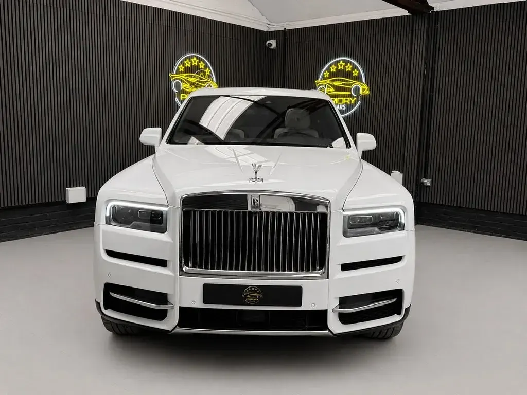Used Rolls Royce Cullinan 563 HP (414 kW) 2019 White SUV