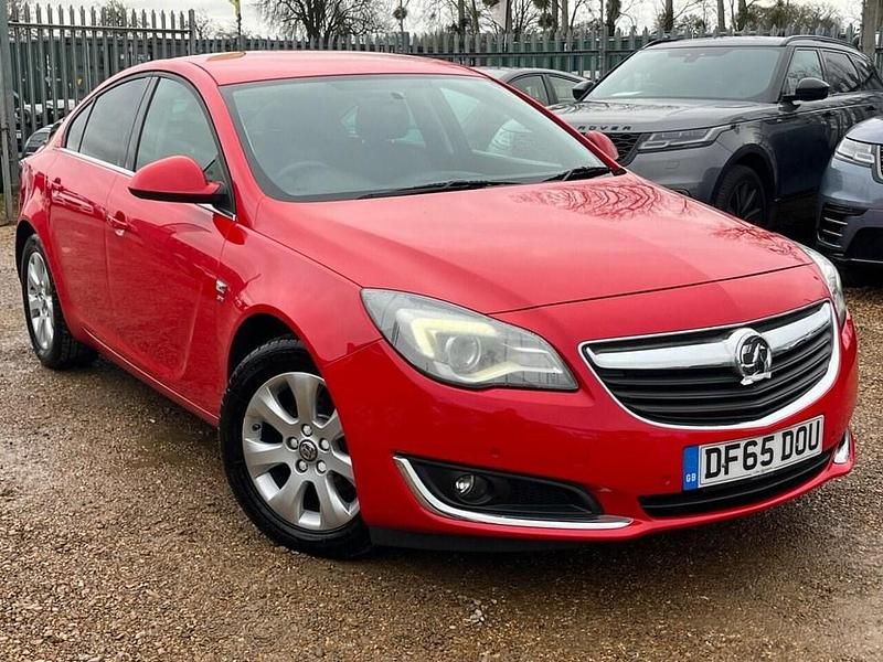 Red Used 2015 Vauxhall Insignia SRi Hatchback | £4,390 (Fair price) - Image 1/4