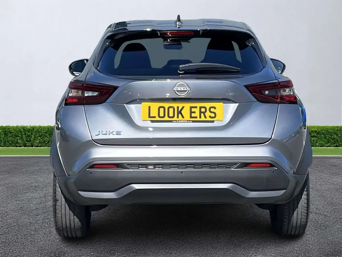Used Nissan Juke N-Connecta 2023 Grey SUV