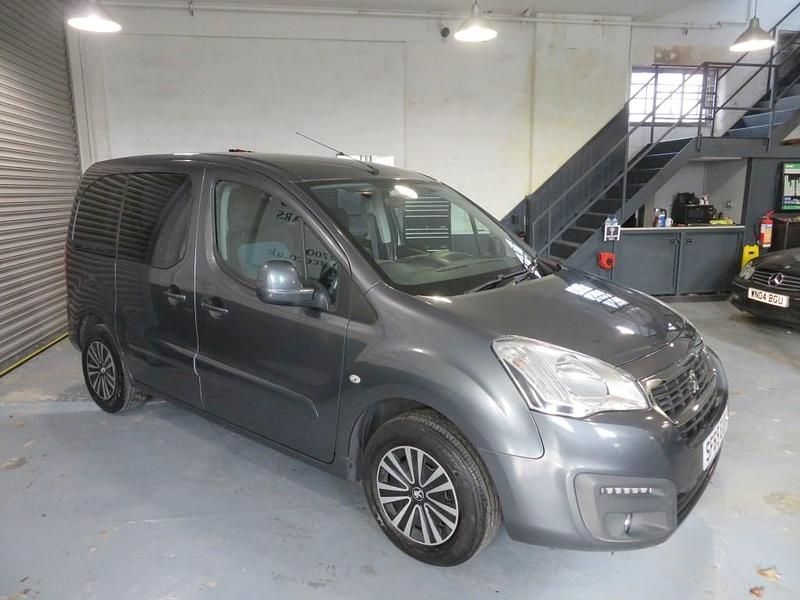Used Peugeot Partner 2015 Grey MPV
