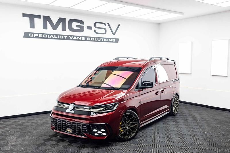 Used VW Caddy Pro 122 HP (89 kW) 2024 Red MPV