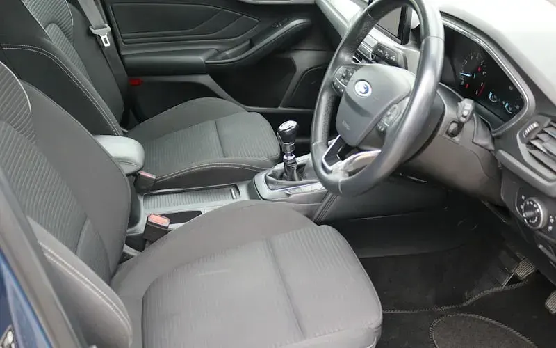 Used Ford Focus Titanium 125 HP (91 kW) 2019 Blue Estate