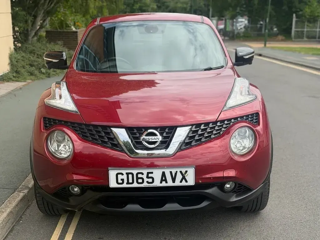 Used Nissan Juke S 115 HP (84 kW) 2015 Red SUV