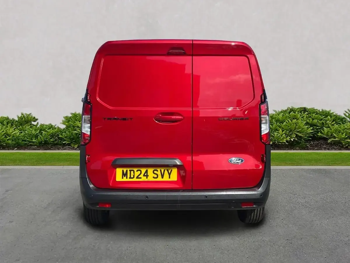 Used Ford Transit Courier Limited 125 HP (91 kW) 2024 Red Van