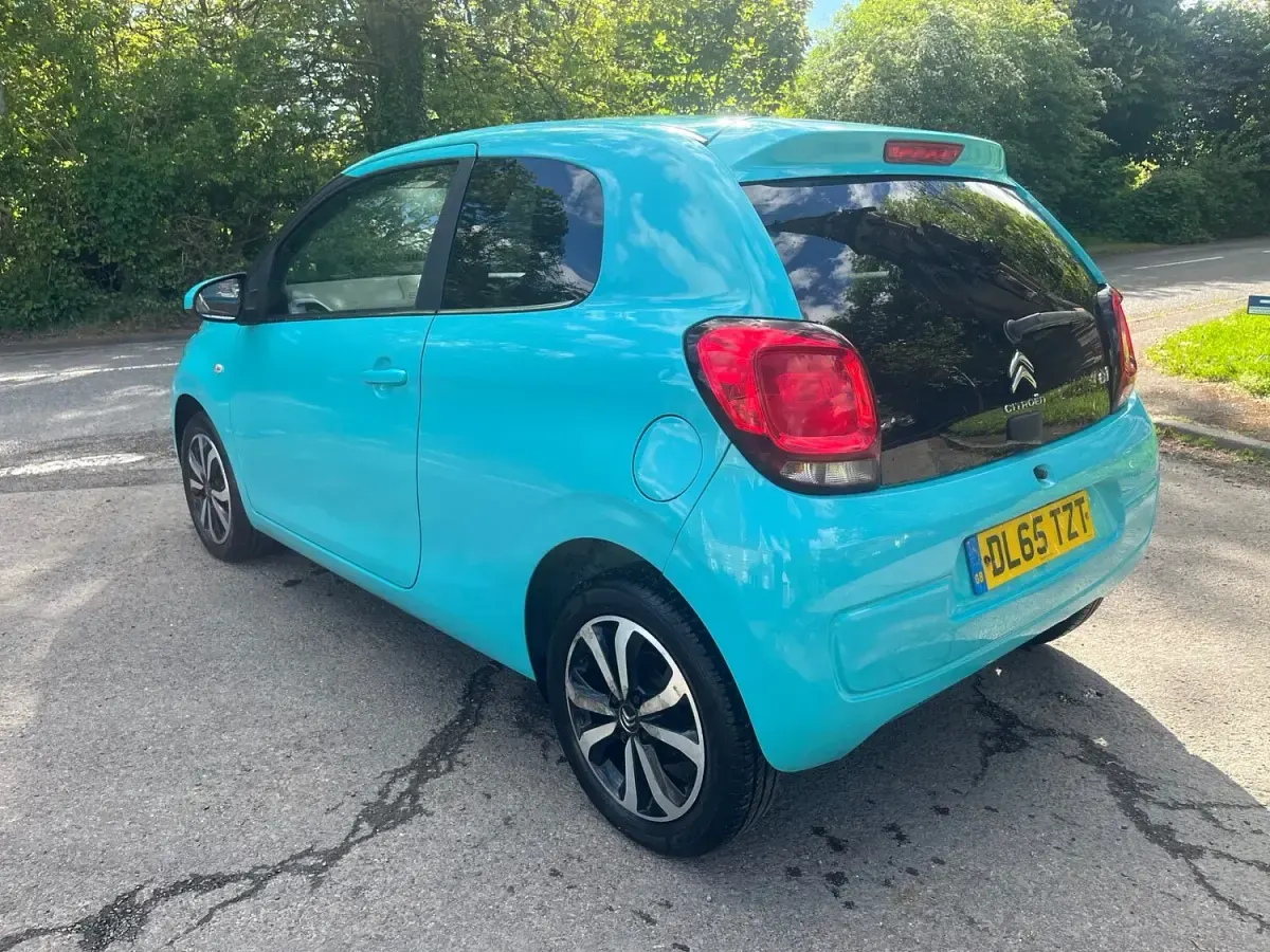 Used Citroën C1 Flair 68 HP (50 kW) 2015 Blue Hatchback