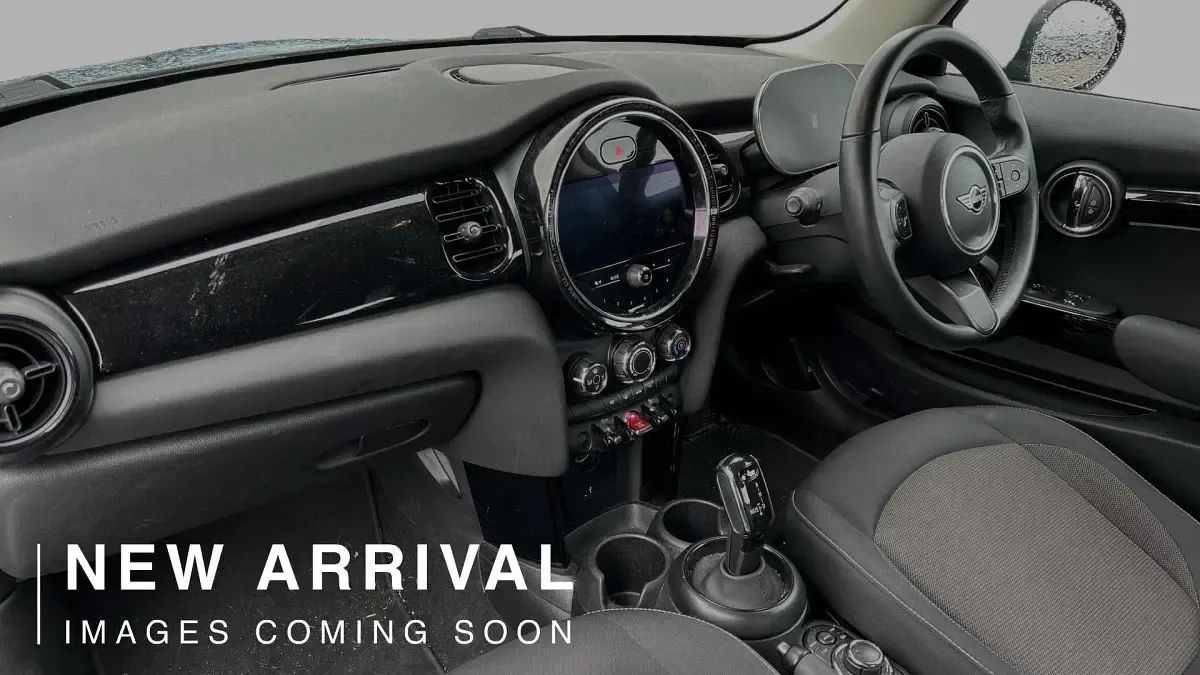 Used Mini ONE Classic 101 HP (74 kW) 2022 Blue Hatchback