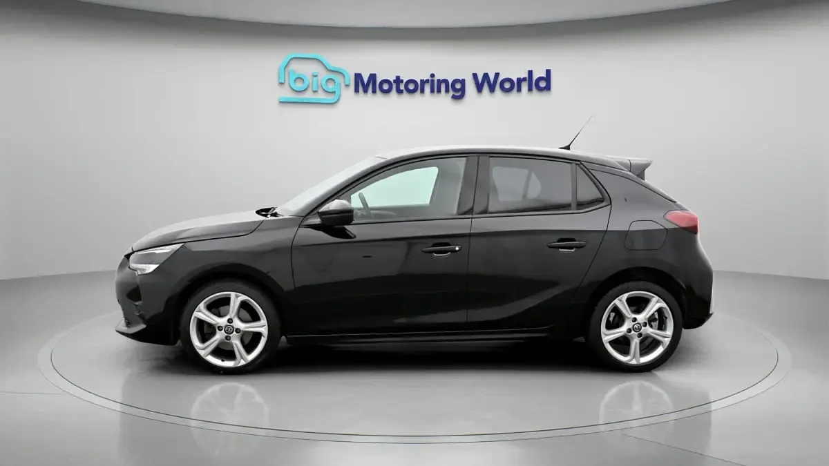 Used Vauxhall Corsa Edition 131 HP (96 kW) 2022 Black Hatchback