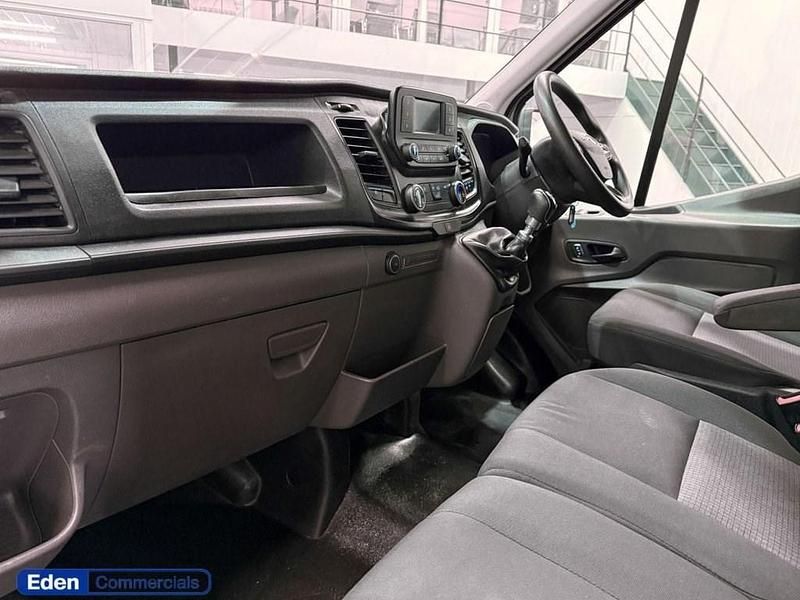 Używany Ford Transit 130 KM (95 kW) 2021 Biały Van