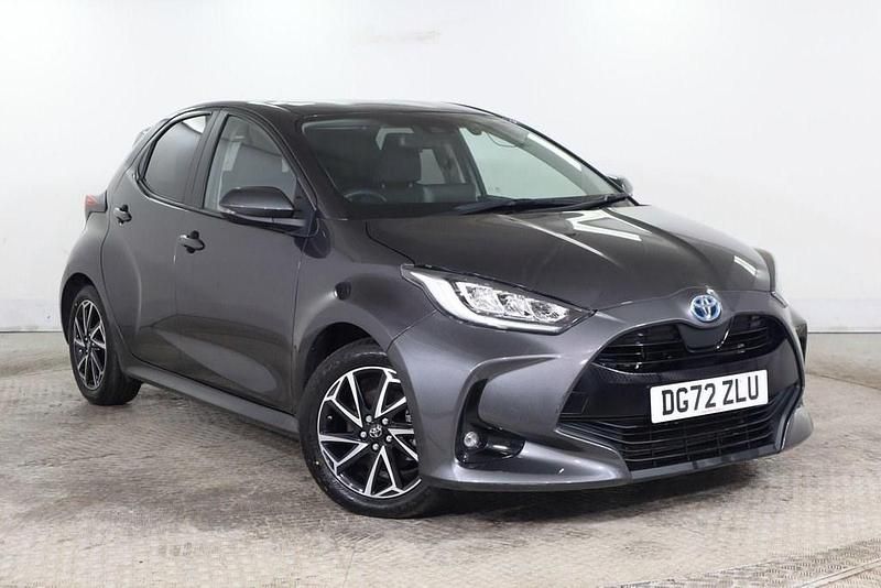 Used Toyota Yaris Hybrid Design 2022 Grey Hatchback