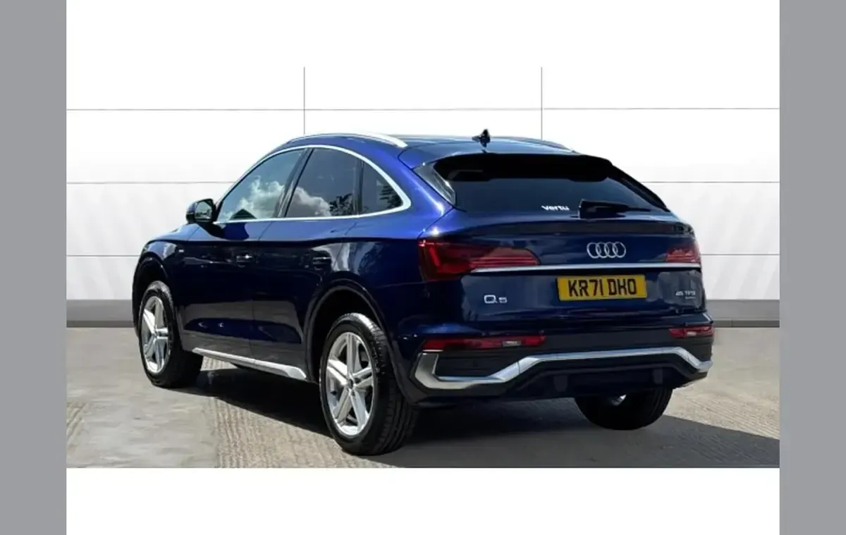 Used Audi Q5 Sportback S-Line 261 HP (191 kW) 2022 Blue SUV
