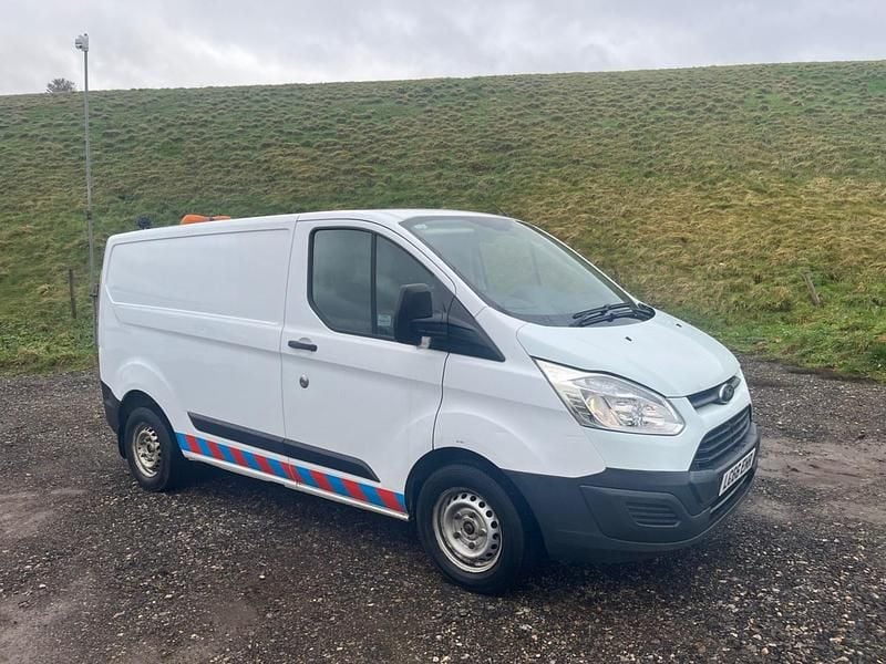 Used Ford Transit Custom 130 HP (95 kW) 2017 White Van