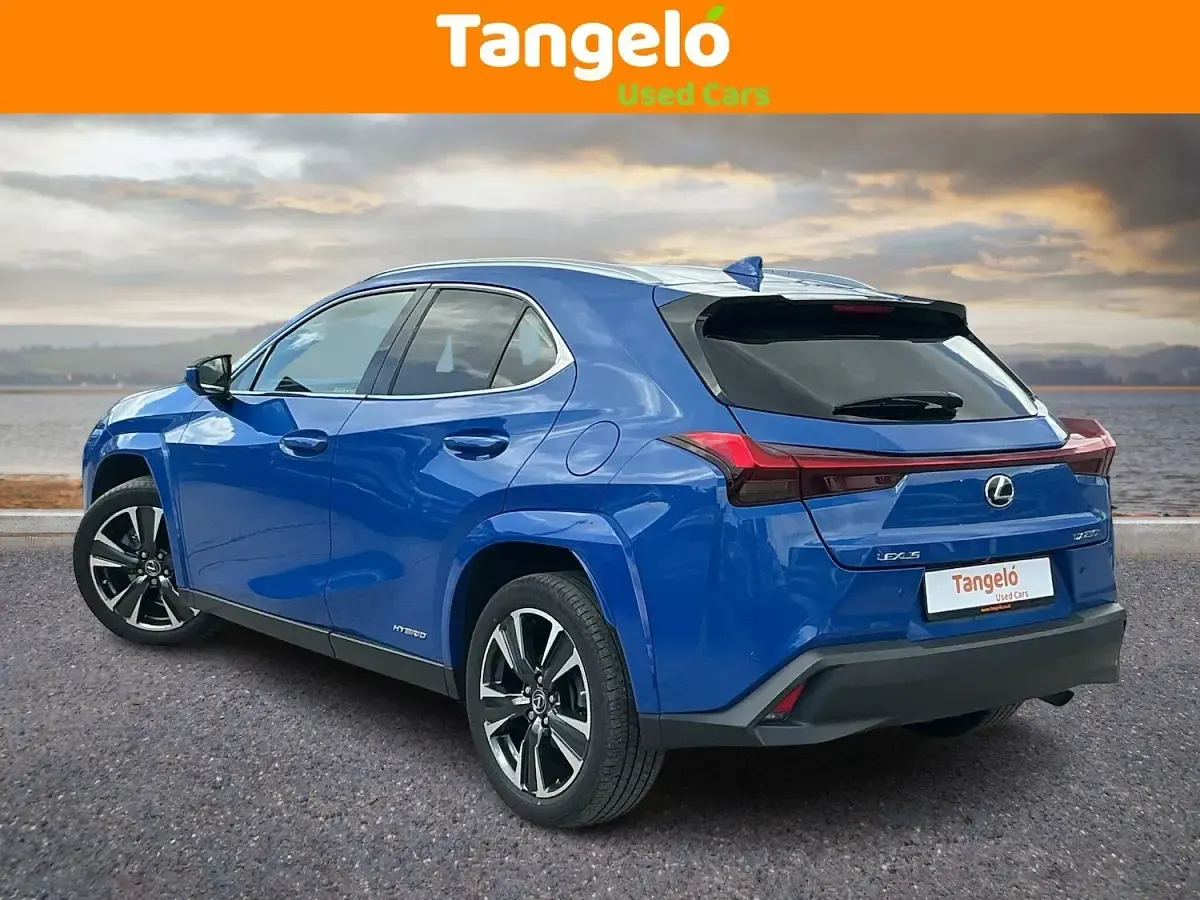 Used Lexus UX 184 HP (135 kW) 2022 Blue SUV