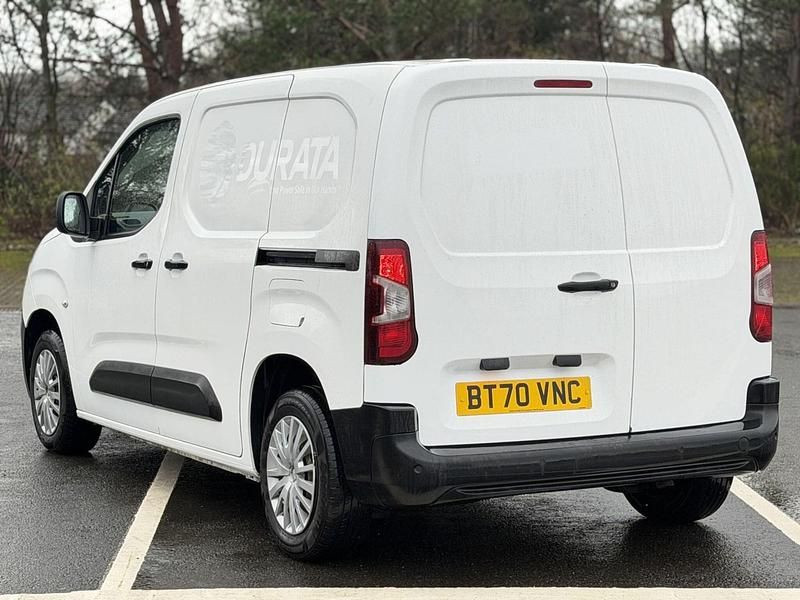 Used Peugeot Partner 131 HP (96 kW) 2020 White MPV