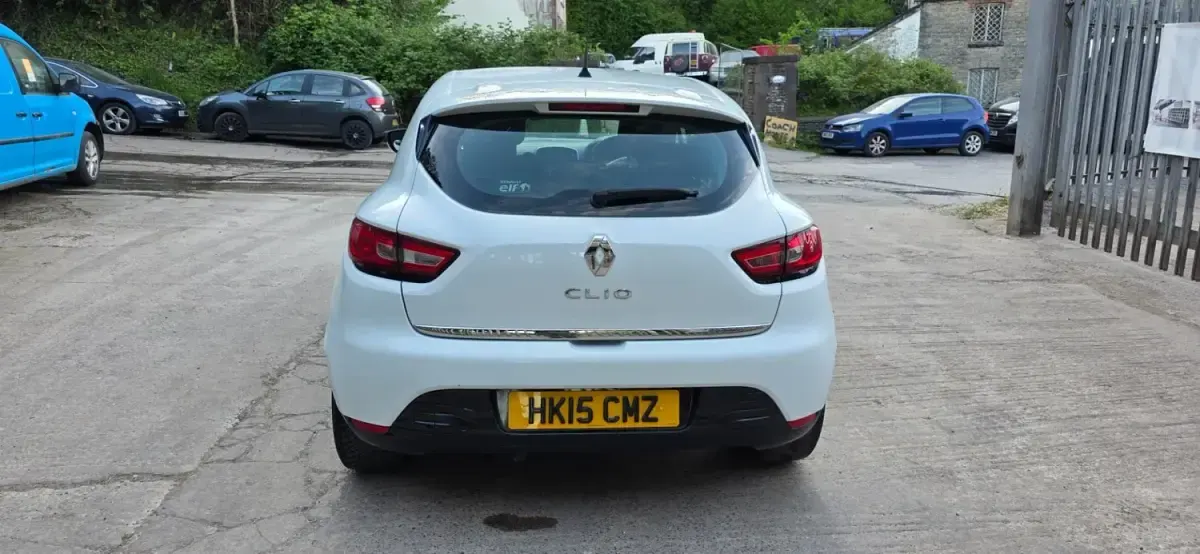 Usado Renault Clio IV Dynamique 2015 Branco Citadino