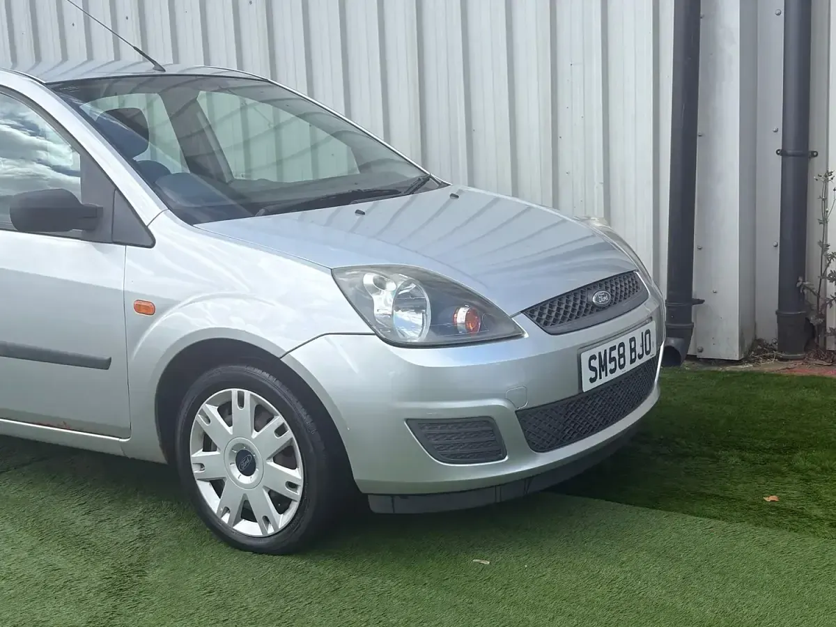 Used Ford Fiesta Style 2008 Silver Hatchback