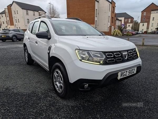 Used Dacia Duster Essentiel 100 HP (73 kW) 2020 White Hatchback