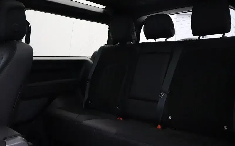 Second-hand Land Rover Defender 525 CP (386 kW) 2024 SUV