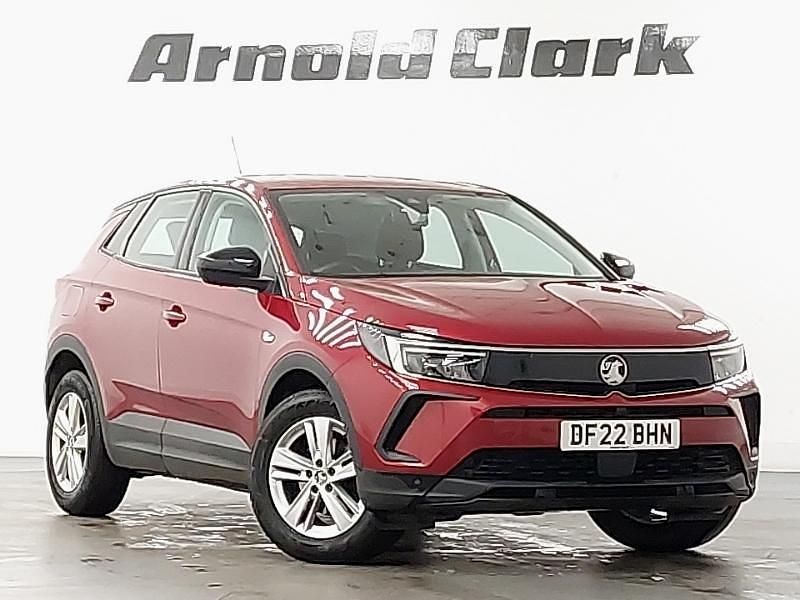 Red Used 2022 Vauxhall Grandland X Design Edition SUV | £14,298 (Good price) - Image 1/4