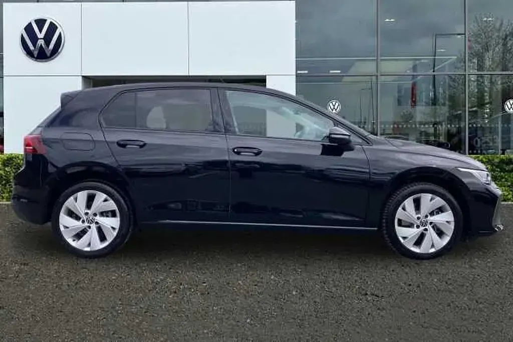 Used VW Golf VIII 204 HP (150 kW) 2026
