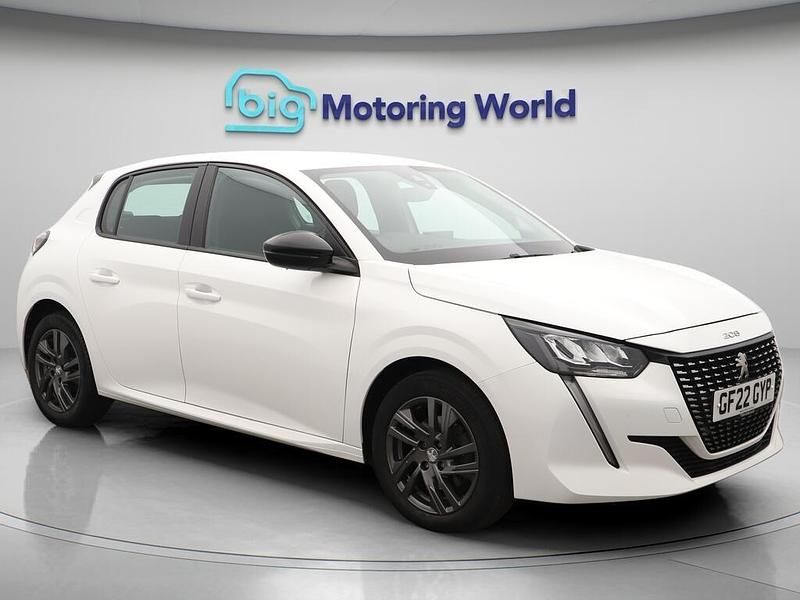White Used 2022 Peugeot 208 Active Premium Hatchback | £11,200 (Good price) - Image 1/4