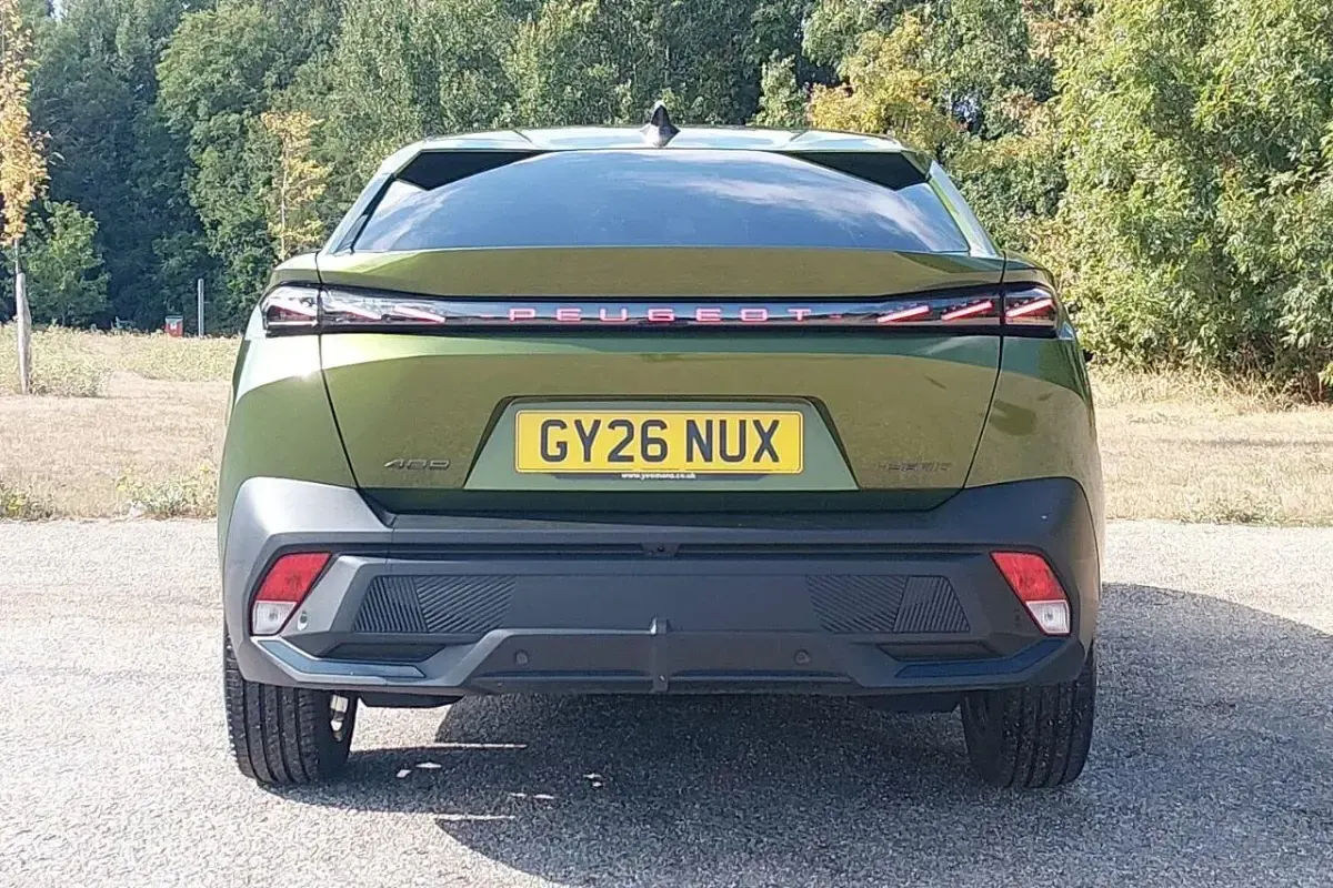 Used Peugeot 408 Premium 143 HP (105 kW) 2026 Green SUV