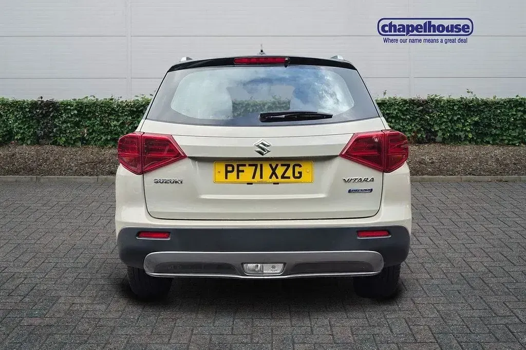 Used Suzuki Vitara SZ4 2022 Cream SUV