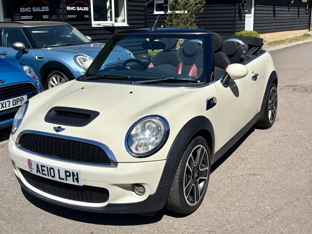 Używany Mini Cooper S Cabriolet 2010 Biały Kabriolet