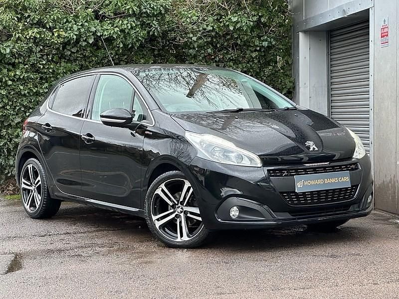 Used Peugeot 208 GT-line 110 HP (80 kW) 2019 Black Hatchback