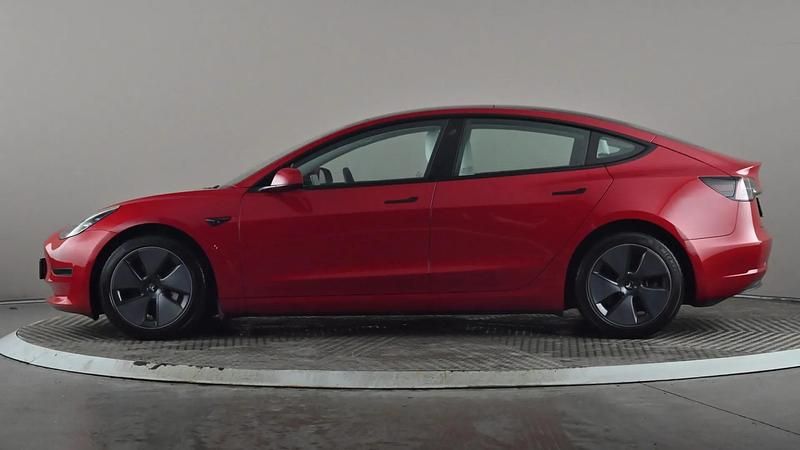 Used Tesla Model 3 Long Range AWD 258 kW (351 HP) 2021 Red Sedan